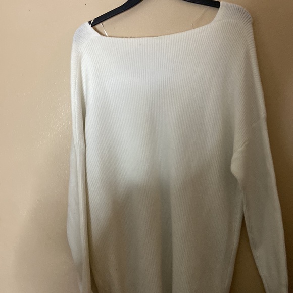 Landroiy white v neck soft sweater - Picture 8 of 15